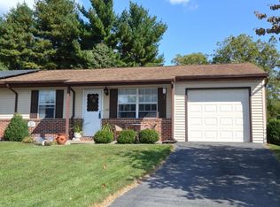109 Turnbridge Dr, Lancaster, PA 17603