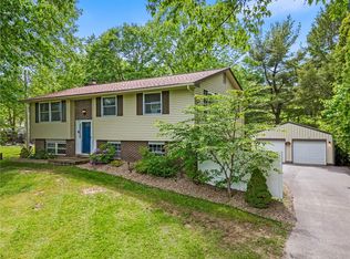 153 Harshaville Rd, Clinton, PA 15026
