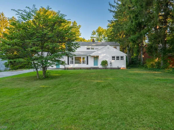 29626 Wolf Rd, Bay Village, OH 44140