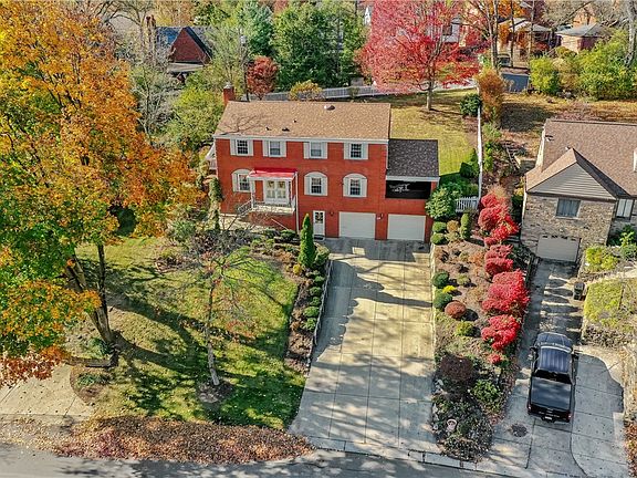 2nd image of 29 Woodland Dr