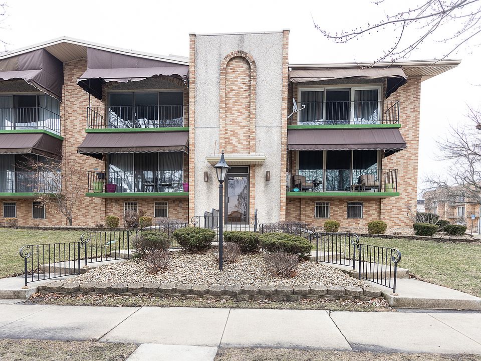 1st image of 9637 S Keeler Ave APT 2E