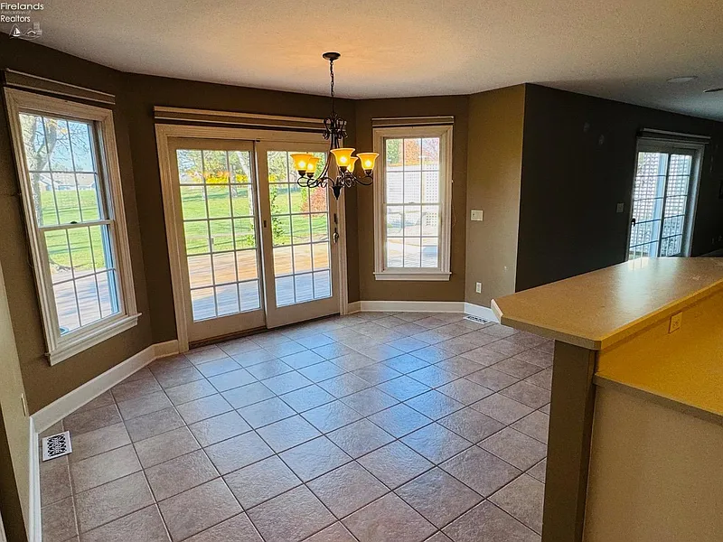 Thumbnail 13