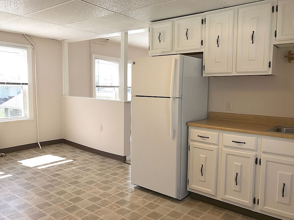 118120 Spring Street 120 Spring St, Apt 2 120 Spring St Nazareth