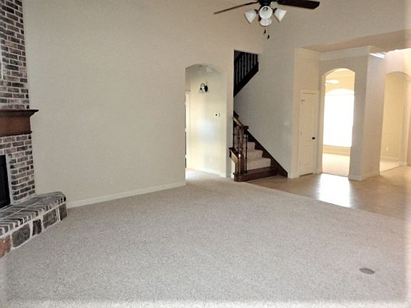 2nd image of 11608 Cambria Dr