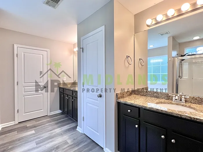 464 Edenhall Dr — Photo 40