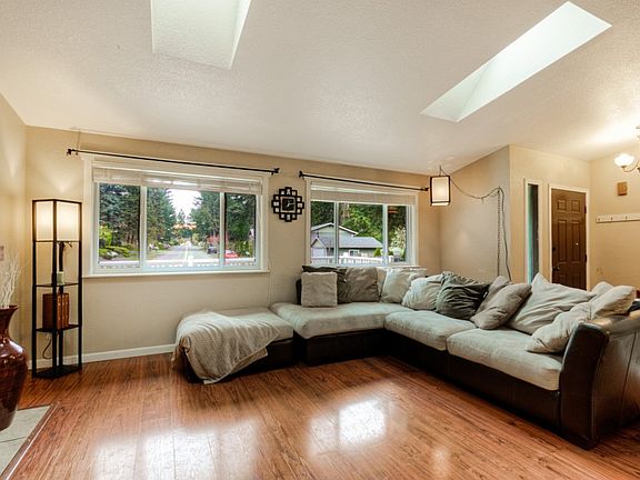 4th image of 7600 Oak Park Dr NW
