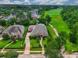 10 Waters Lake Blvd, Missouri City, TX 77459