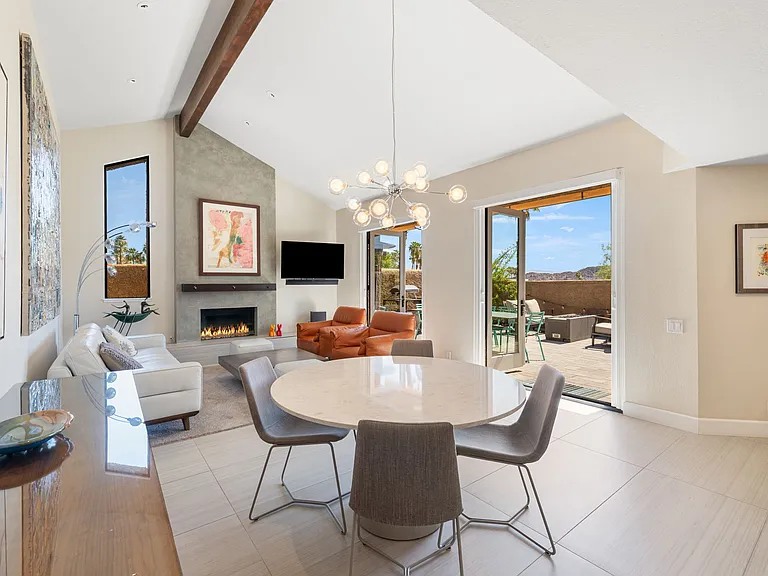 49069 Mariposa Dr — Photo 4