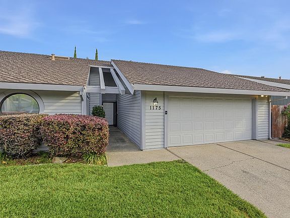 3rd image of 1175 Rose Tree Way