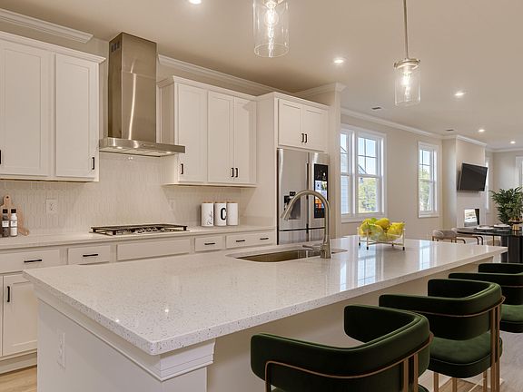 3rd image of 417 Minim Way