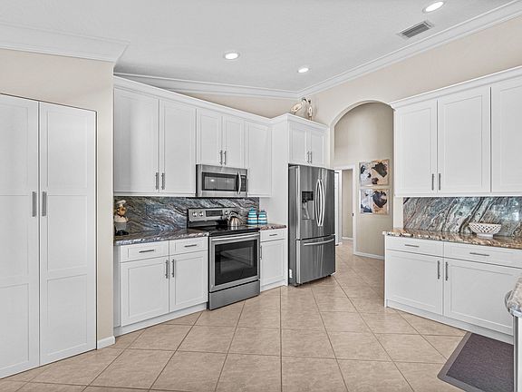 5th image of 7154 Haviland Cir