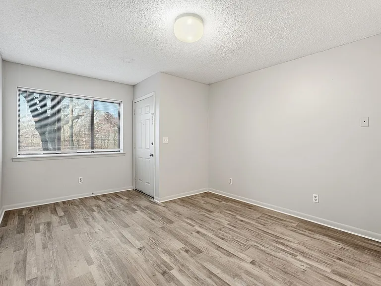 Remodeled AND Affordable Heber Springs Apartments. — Photo 18