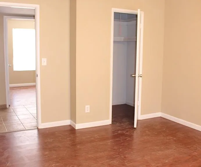 617 W Magdalena Dr — Photo 3