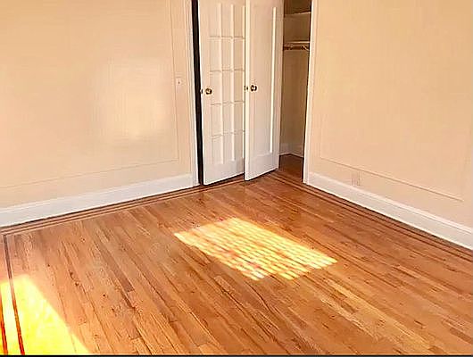 5th image of 4528 42nd St APT 3E