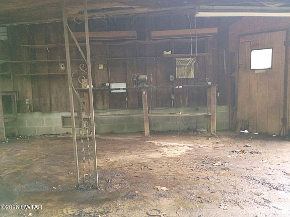 4th image of 180 Dale Rd