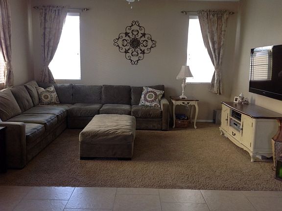 3rd image of 40453 Amesbury Ln