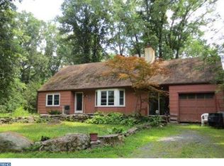 85 Stony Brook Rd, Hopewell, NJ 08525