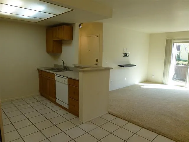 6070 Rancho Mission Rd — Photo 2
