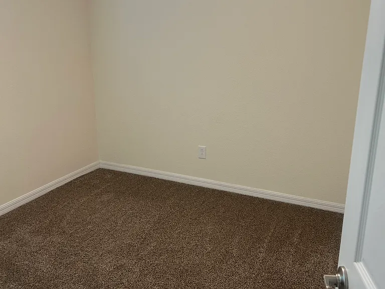 6052 N Moss Cir — Photo 12