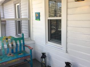 816 Fargo Blvd APT 1, Geneva, IL 60134