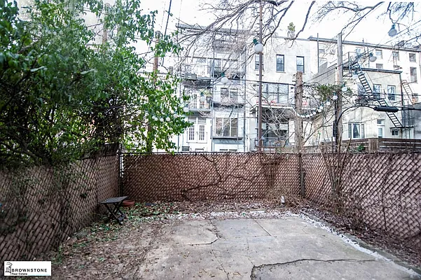 Rented by Brownstone Real Estate | media 18