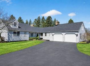 8300 Decoy Run, Manlius, NY