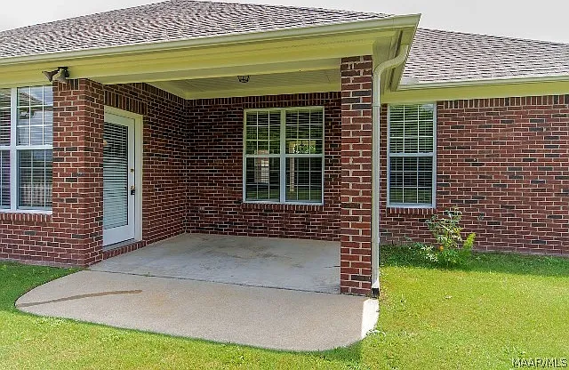 9500 Helmsley Cir — Photo 32