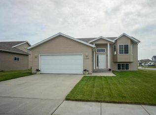 4248 16th St S, Moorhead, MN