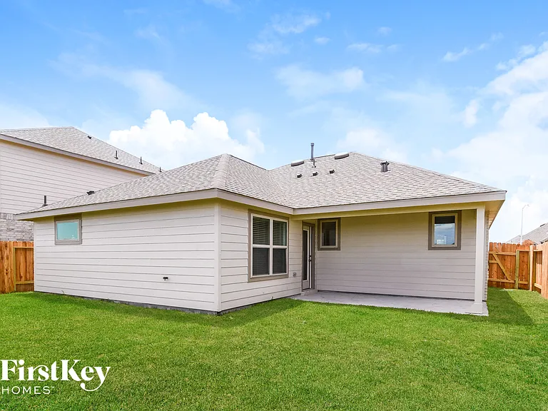 712 Willow Harbor Ln — Photo 15