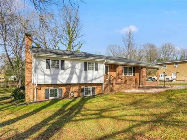 123 Grant St, Eden, NC 27288