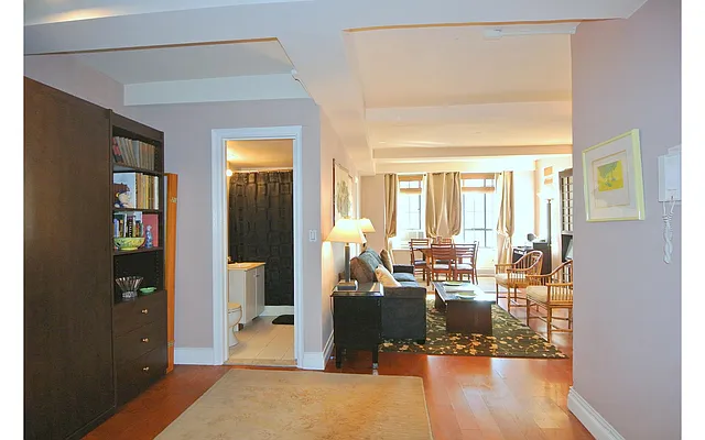 Rented by Douglas Elliman | media 29