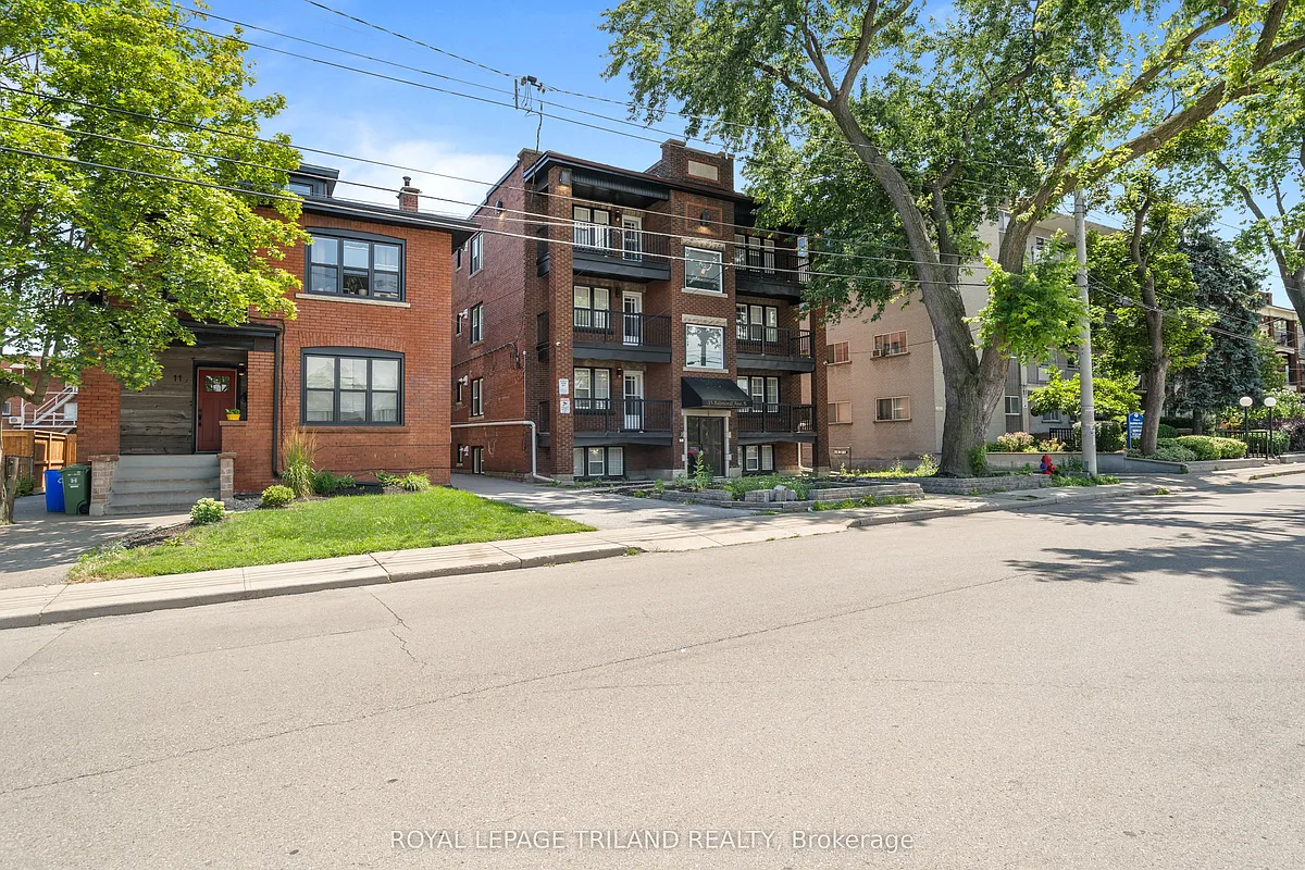 Building Photo - 15 Balmoral Ave S #4
