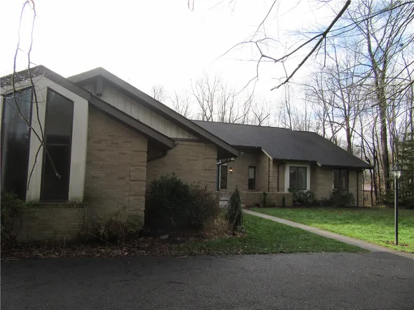 414 Klein Rd, Zelienople, PA 16063