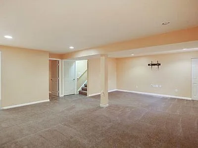 6631 Lovell Ct — Photo 31