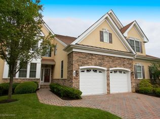 31 Majestic Dr, Tinton Falls, NJ 07724