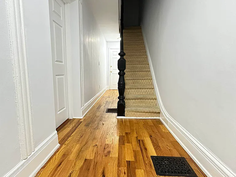 572 Mac Donough St #1 — Photo 12