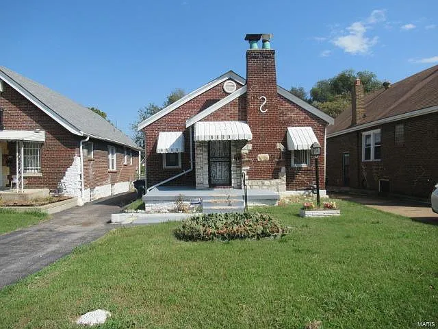 4623 Kossuth Ave photo 1