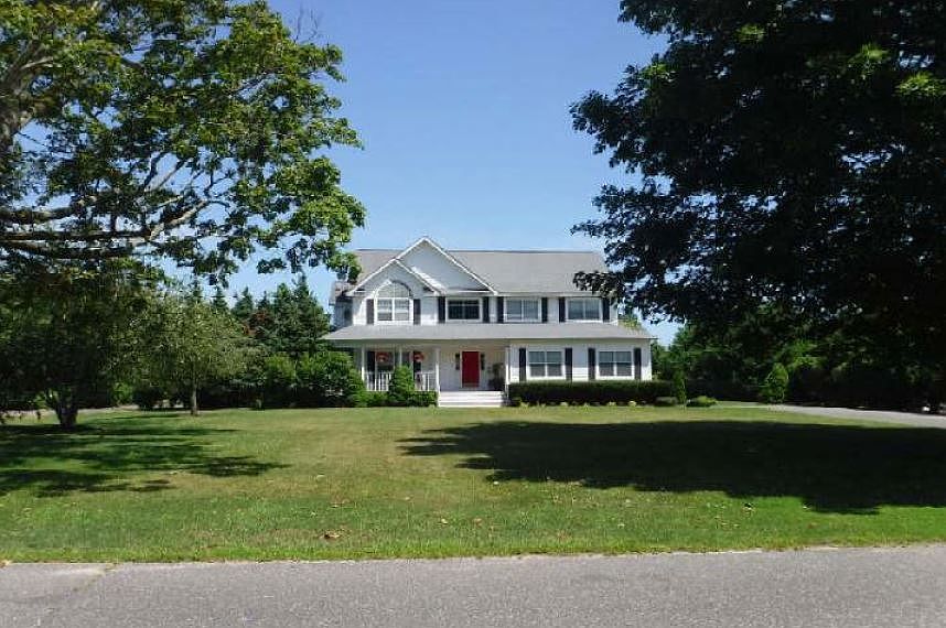 1st image of 269 S Gillette Ave