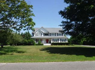 269 S Gillette Ave, Bayport, NY 11705