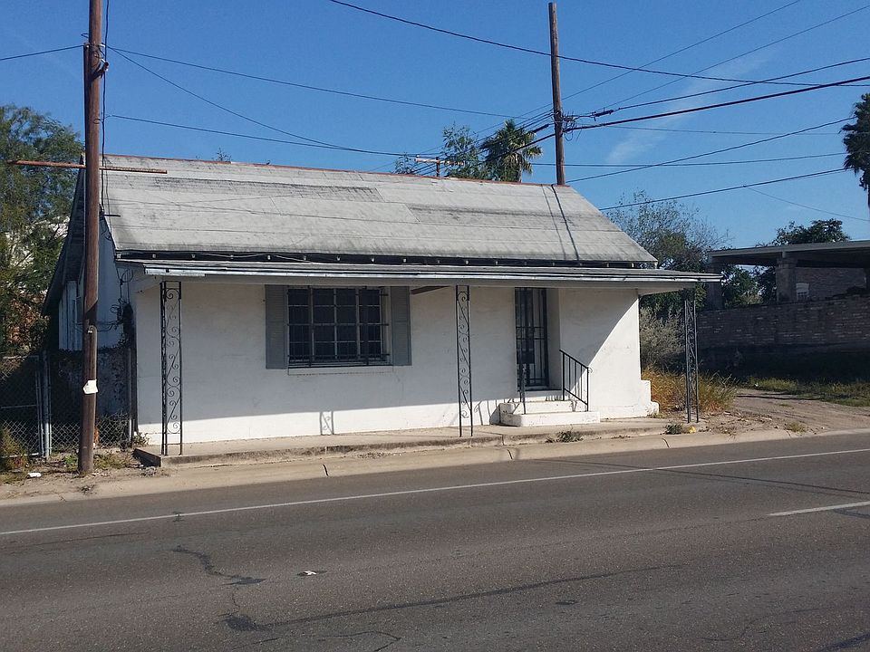 2nd image of 103 E 2nd St