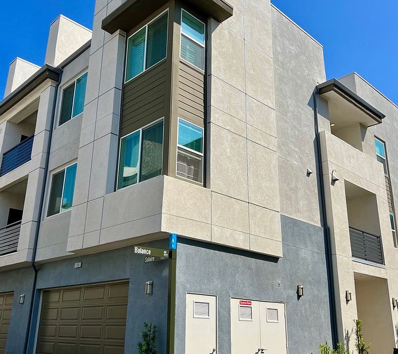 1st image of 9369 Solaire Pl