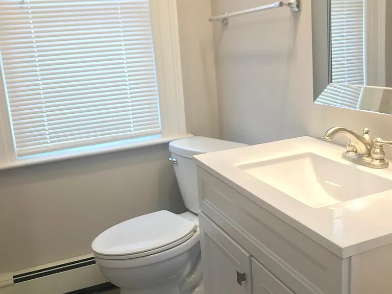 204 Alden Ave #C — Photo 11