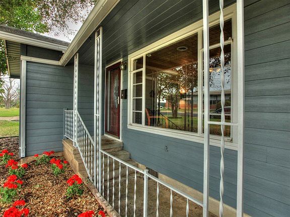Entry & Front Door