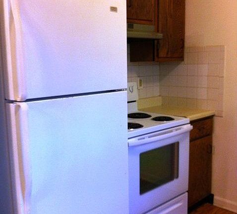 5th image of 1094 Trent Blvd