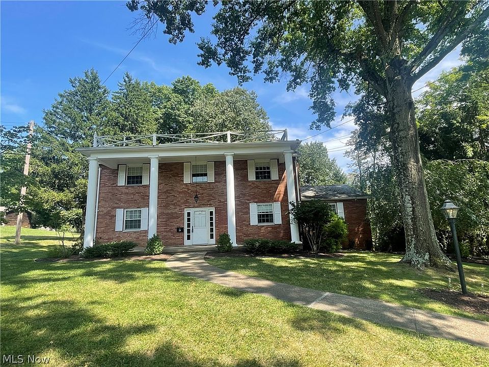 1st image of 24 Ashwood Dr