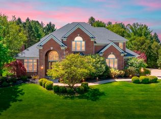 6719 Oleander Ln, Portage, MI 49024