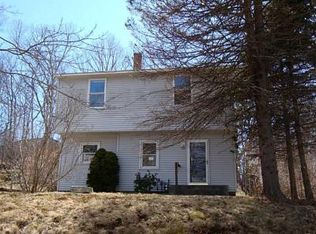 169 Church St, Bradford, RI 02808