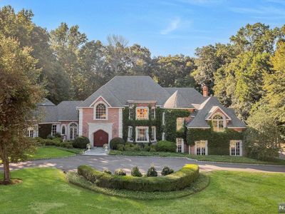 26B Ash Rd #B, Upper Saddle River, NJ, 07458