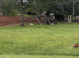 107 Riddle St, Laurens, SC 29360