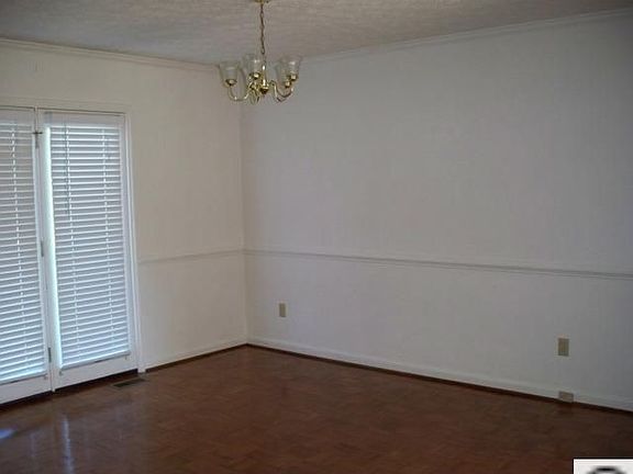 4th image of 182 Antler Dr